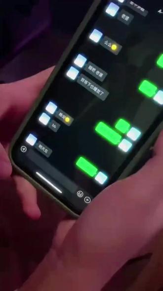 深夜扑克对决，两人夜战记实-第2张图片