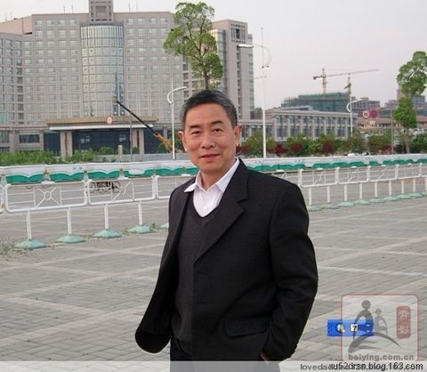 251314恋老头的微博微博恋老男图片现象的深度解析