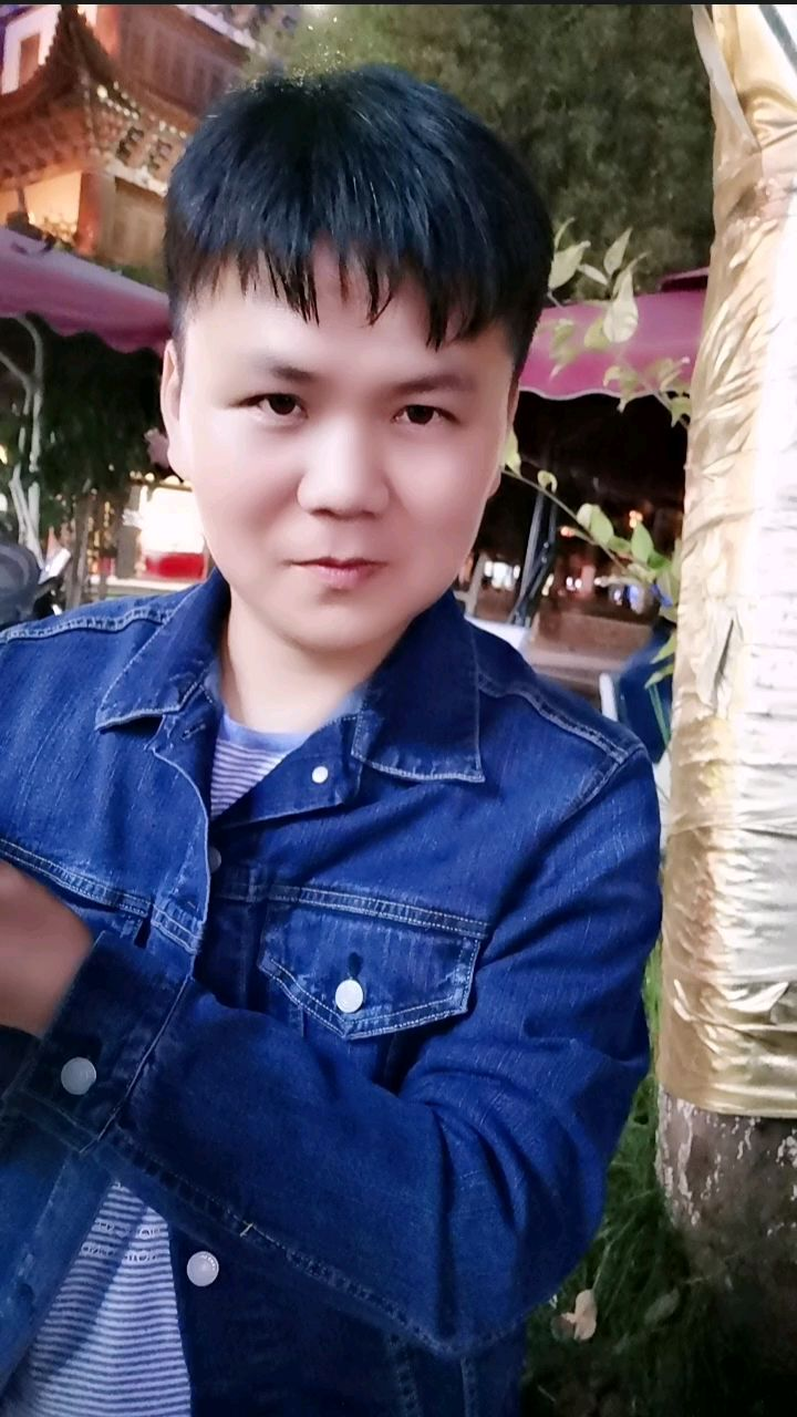 守护老牛守护老牛，一份责任与情感的坚守-第2张图片