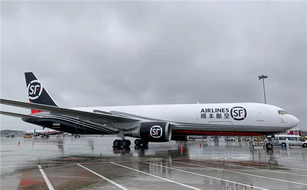 真空下楼取快递被C封禁的深层原因